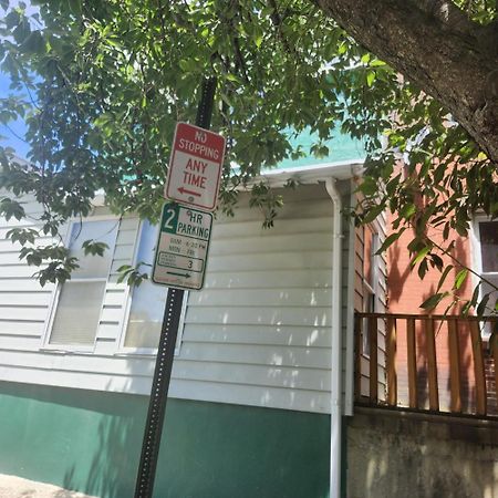 Oui On Ludlow - Entire House And Private Rooms In University City 필라델피아 외부 사진